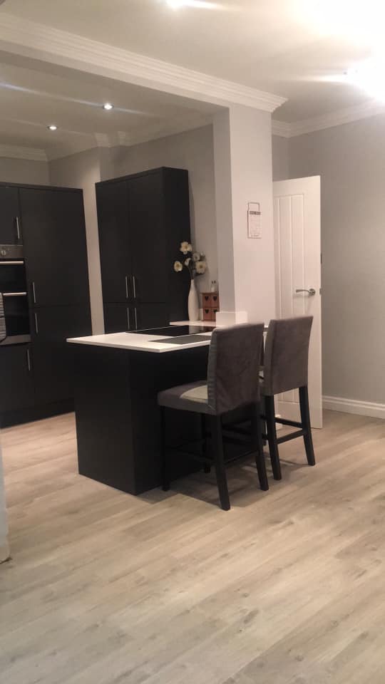 Bespoke kitchen crafted by Andy Metcalfe - Nicola Thompson